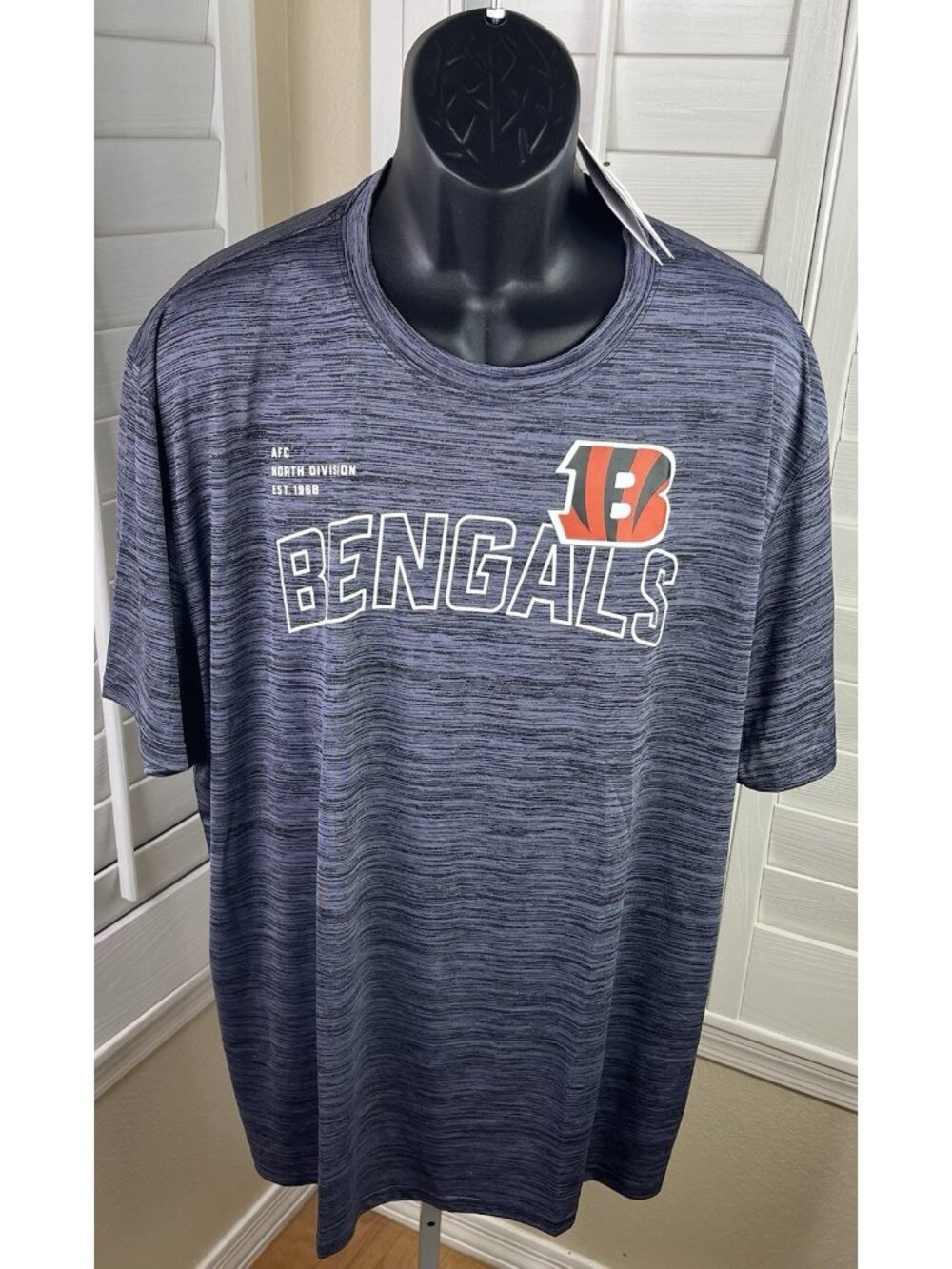 Nike Dri-Fit NFL Cincinnati Bengals SS Velocity Performance T-Shirt - Men’s 3XL